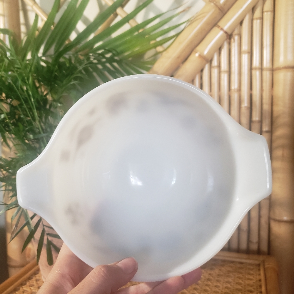 🧁 2/$60!! VINTAGE!  Small Pyrex Early American Mixing Bowl - Picture 3 of 7